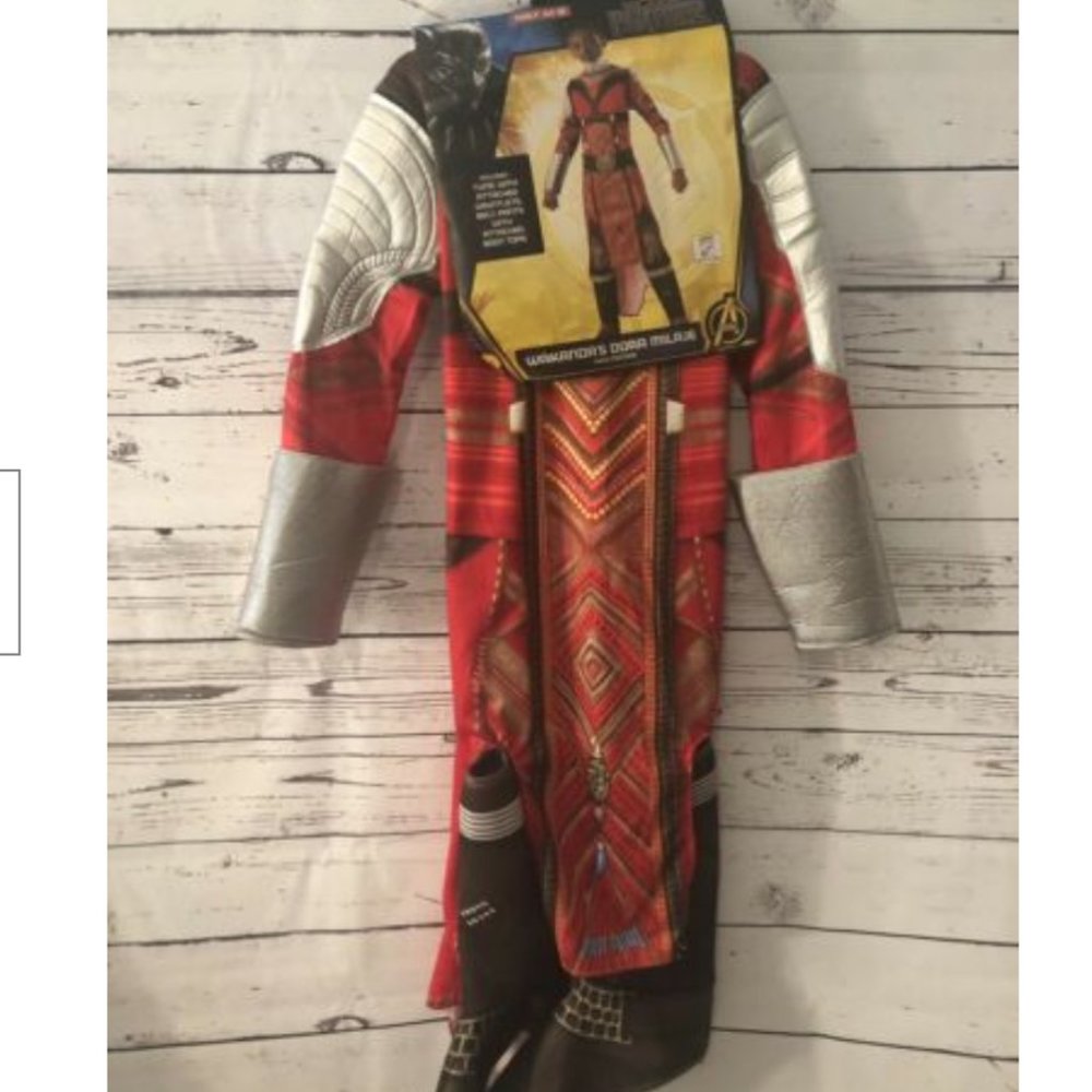 NWT Black Panther Wakanda's Dora Milaje Costume L